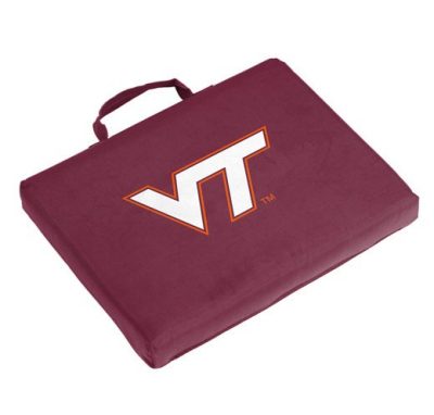 a maroon seat cushion